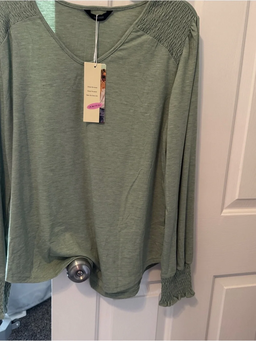 Women's Olive Green Long Sleeve V-Neck Top - Unknown Brand - Picture 1 of 1